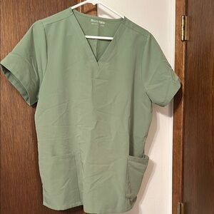 Mandala large mint green scrub set